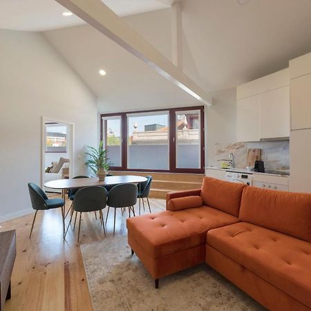 Central Superb Flat W/ Ac & Balcony By Lovelystay 波尔图 外观 照片